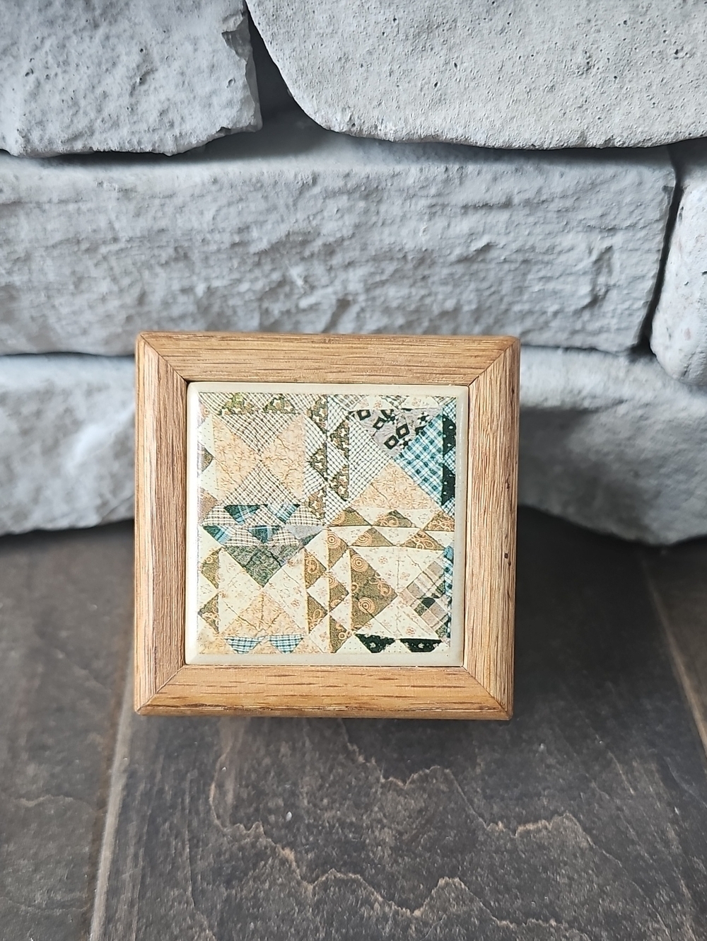 RARE Vintage Kimberly Graphic Art Tile Wood Trinket Box - Mini Quilted Art